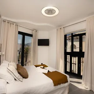 Pensjonat Nerja-centro-jacuzzi- Mirador De La Ermita- Adults Recommended, Nerja