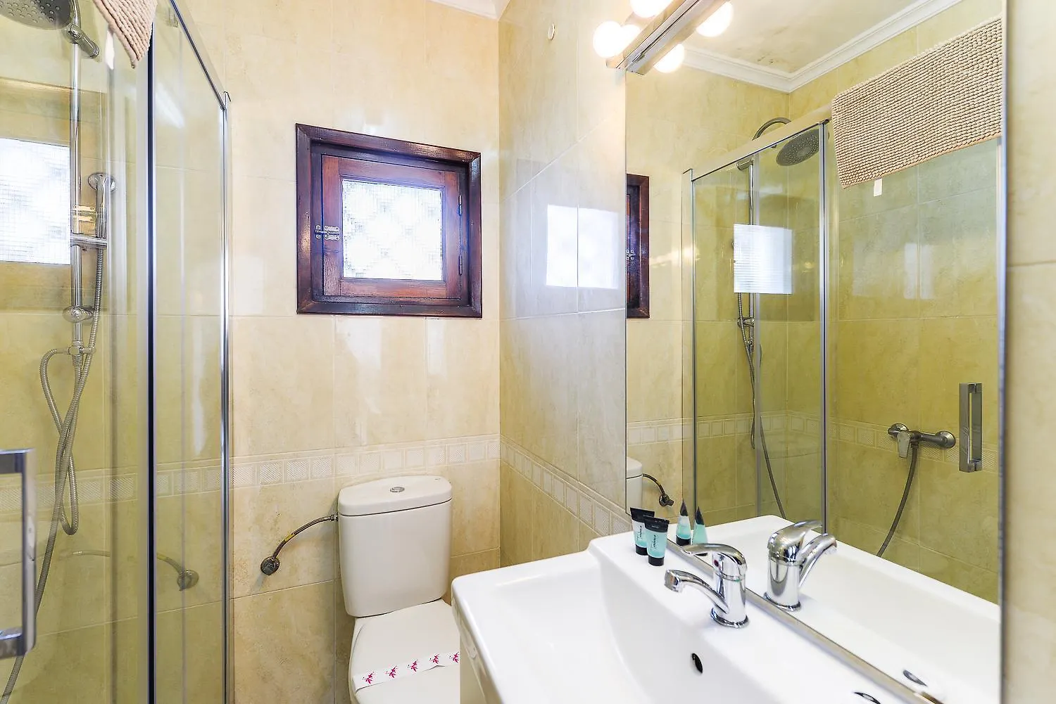 Apartament Casa Feliz Nerja 0*,  Hiszpania